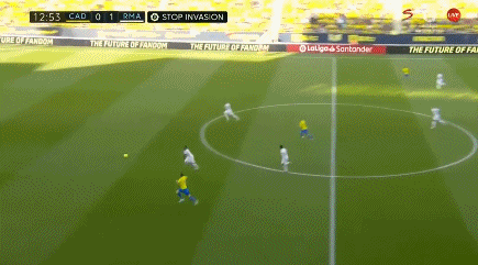 跟队：尤文再次接触塞内西经纪人，他们将会开出报价尝试免签