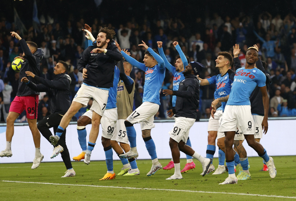 东部第三！队记：塔图姆计划在二月和三月全力以赴争取早日复出