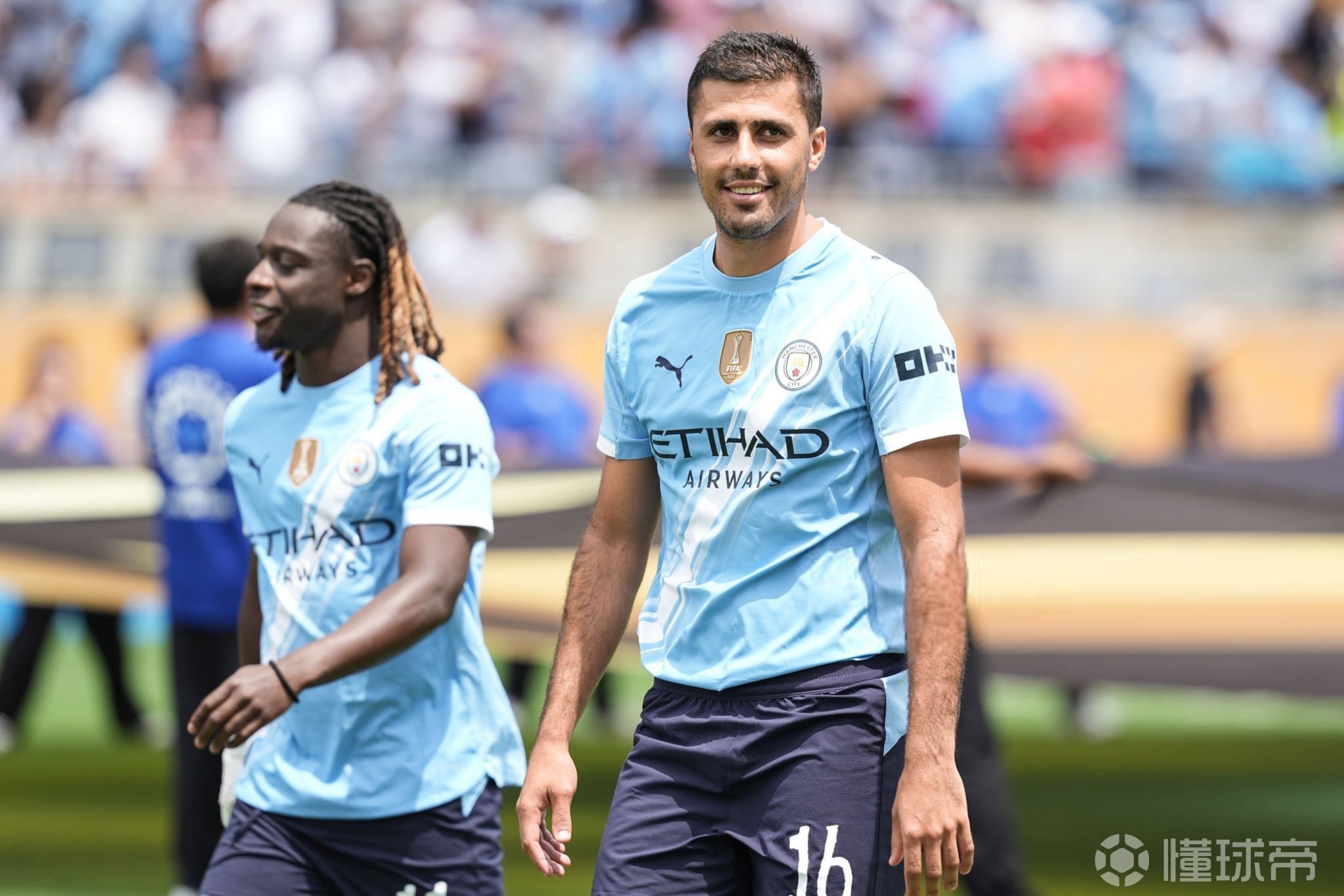 [德甲]飞机落地慕尼黑！雅克松租借加盟拜仁