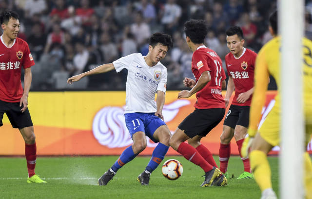 正式取消！不打了，2万球迷全程看擦地，鲍威尔：11年第一次遇见