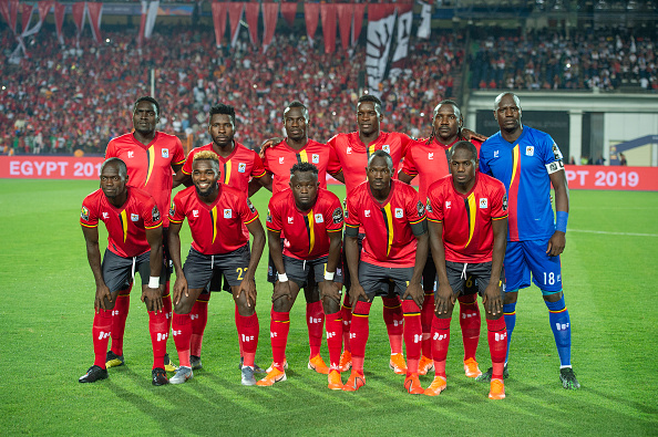 裁判尽力了？东契奇19分带不动！詹姆斯正负值-16拖后腿，罚球悬殊