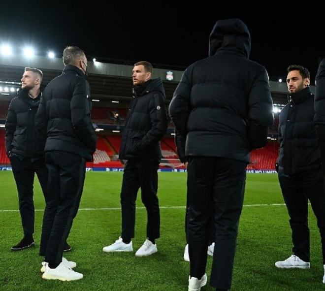 巍峨雄伟练武场 8090《风云天下》神武府