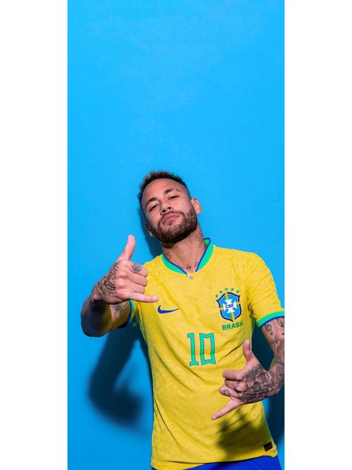 被追着打！王睿泽1分钟连续出现犯规 累计3次犯规被换下场